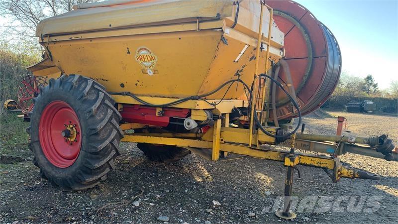 Bredal B 4 Műtrágyaszórók