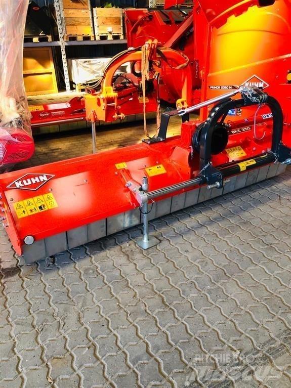 Kuhn BKE 250 Kaszák