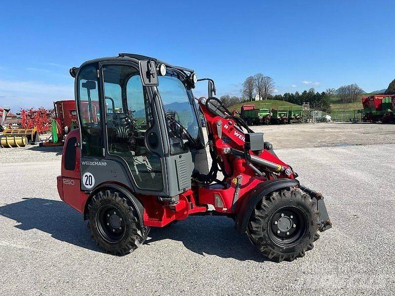 Weidemann 1250 Kompaktrakodók