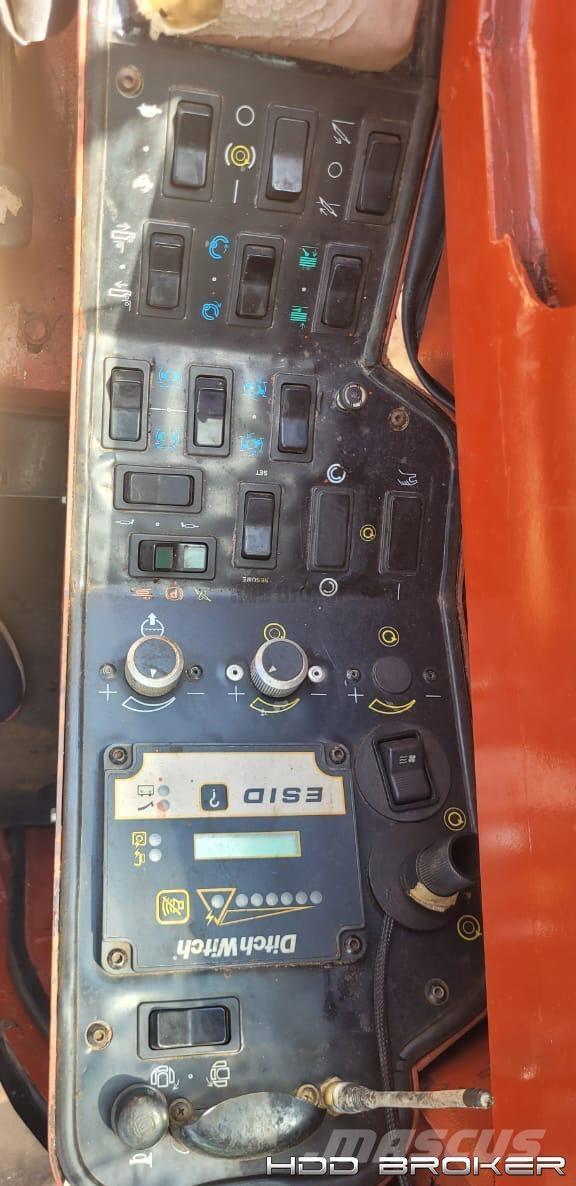 Ditch Witch JT4020 Mach 1 Vízszintes fúróberendezések