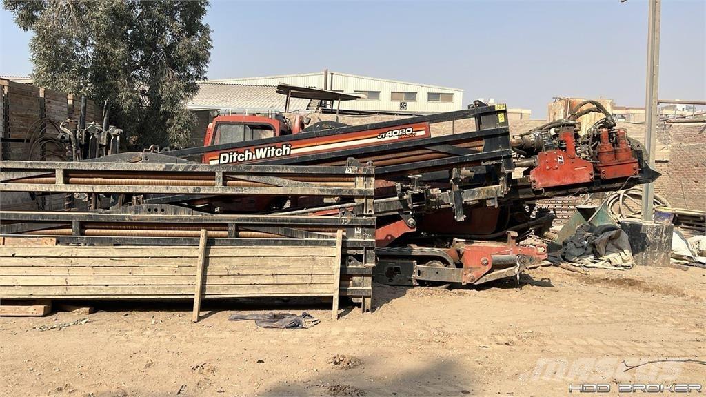 Ditch Witch JT4020 Mach 1 Vízszintes fúróberendezések