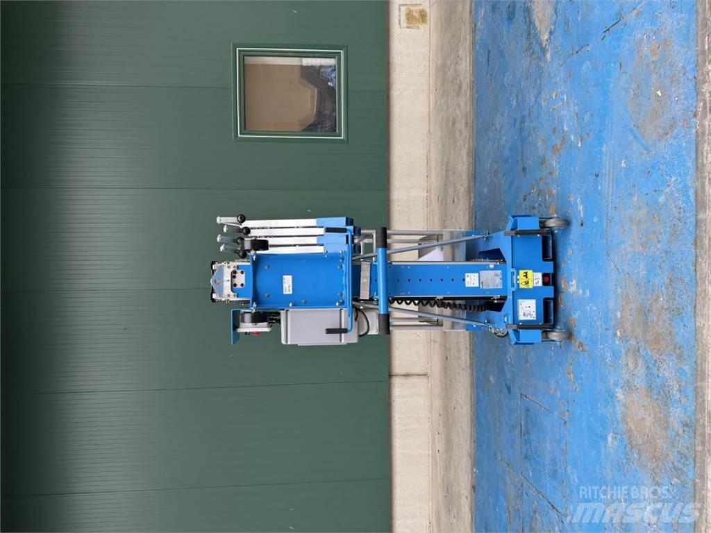 Genie AWP-25S AC Egyéb felvonók és állványok