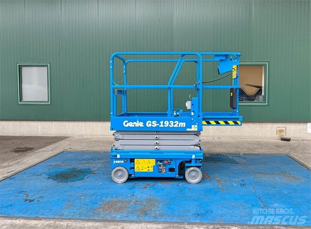 Genie GS-1932m E-Drive Ollós emelők