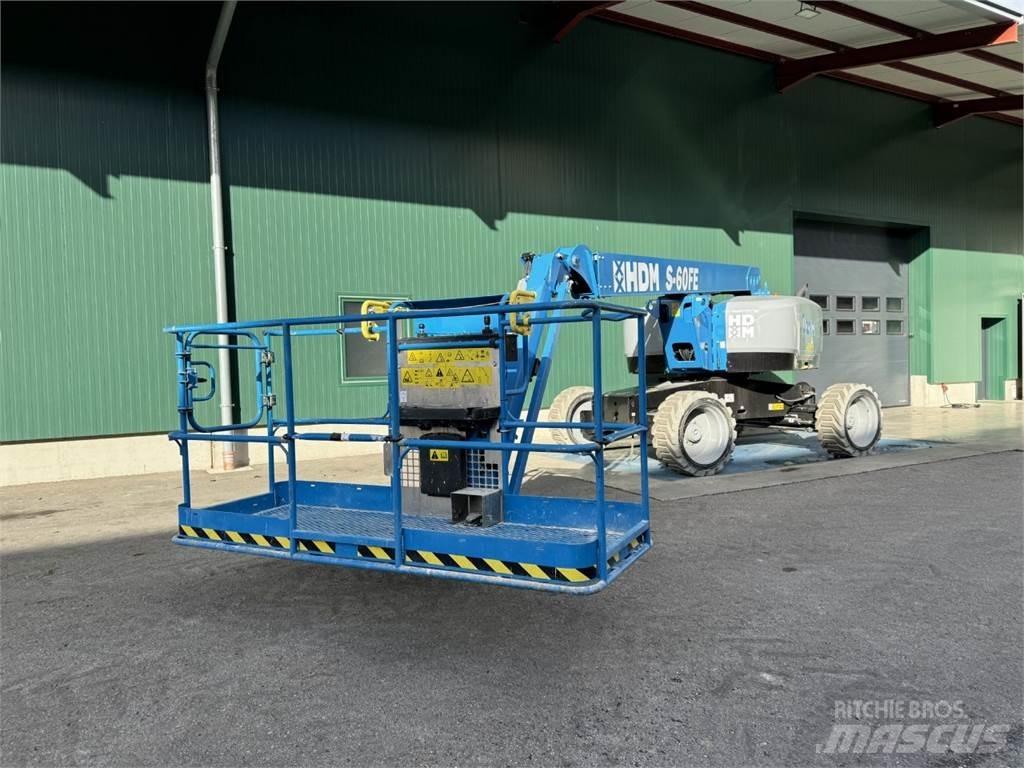 Genie S-60 FE Karos emelők