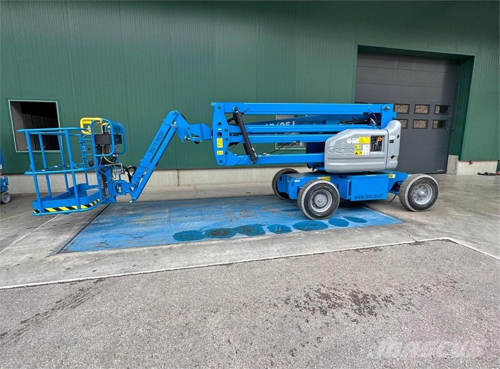 Genie Z-45/25J DC Karos emelők