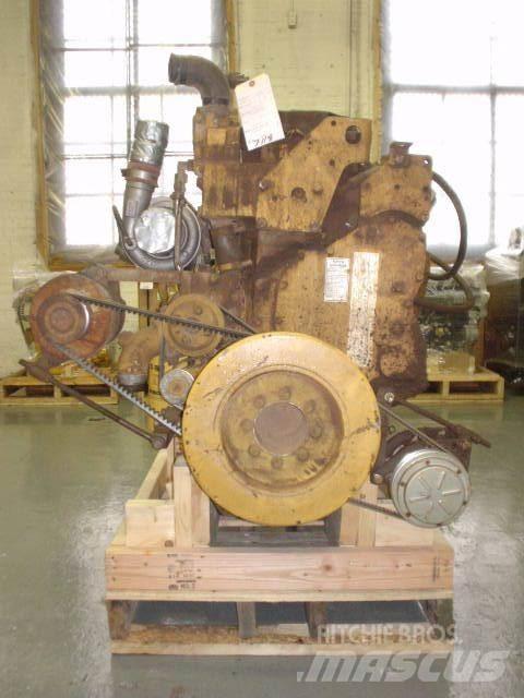 CAT C-9 Motorok