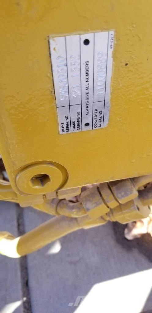 CAT TH35-E81 Váltók