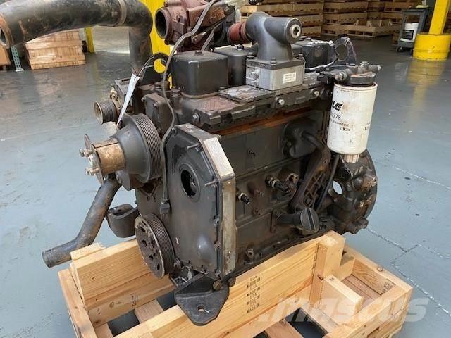 Cummins 4BT3.9 Motorok