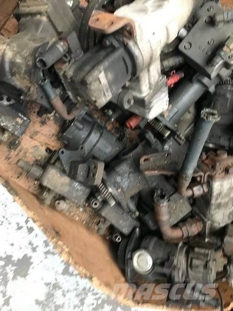 Cummins ISB6.7 Motorok