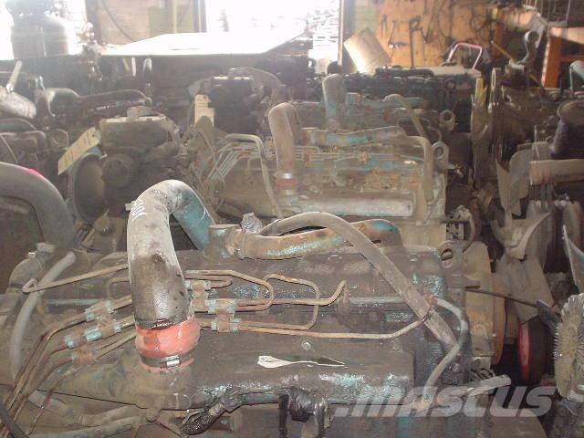 International DT 466C Motorok