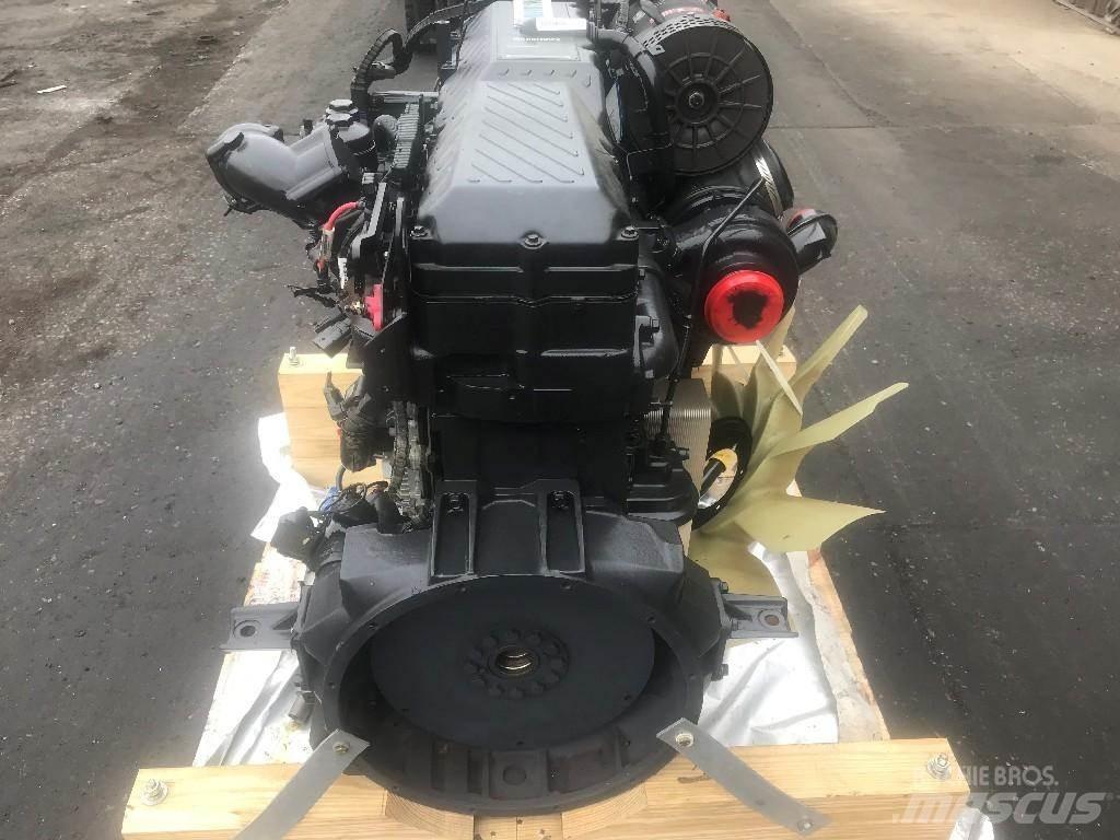 International MFX10 Motorok