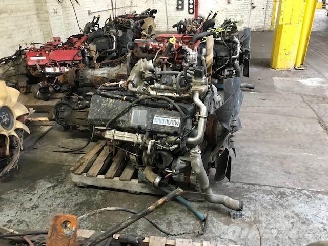 International MFX13 Motorok