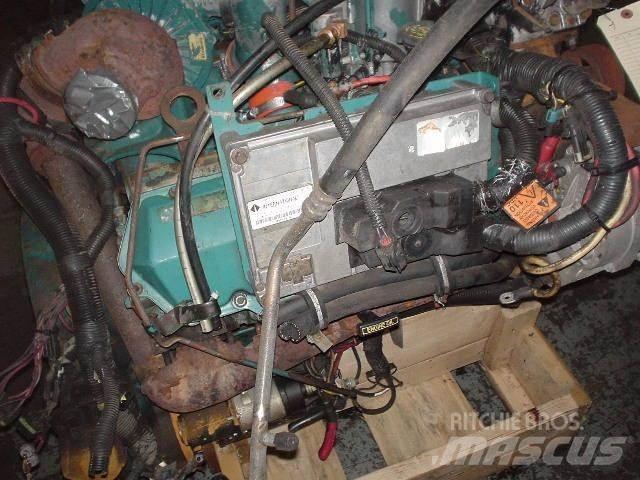 International T444 Motorok