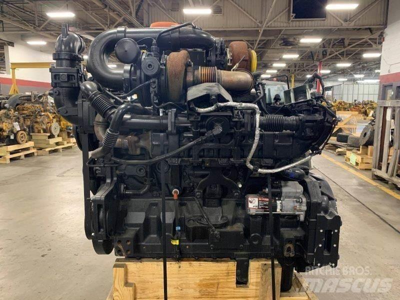 John Deere 6090 Motorok