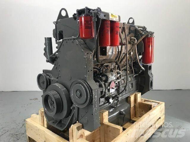 Komatsu M11-C Motorok