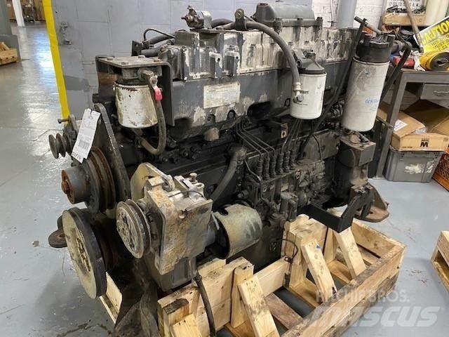 Komatsu SA6D125E-2 Motorok