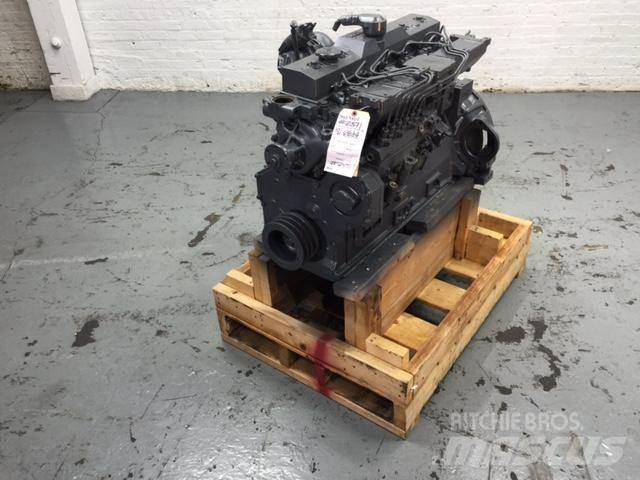 Komatsu SAA6D95 Motorok