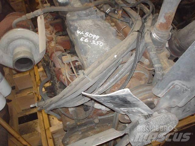 Mack E7 Motorok