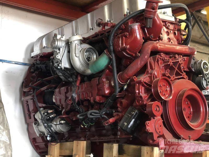 Mack MP7 Motorok