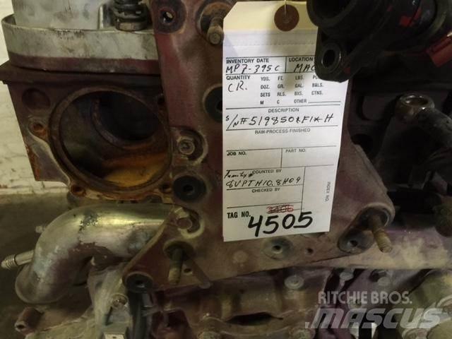 Mack MP7 Motorok