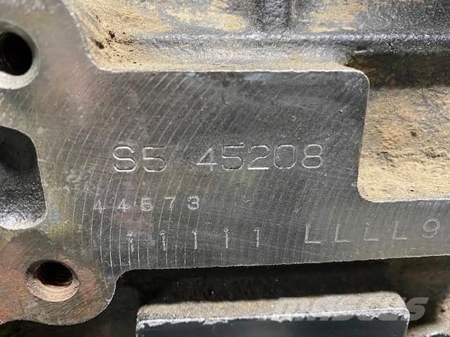 Yanmar 4TNV98-YTBL Motorok
