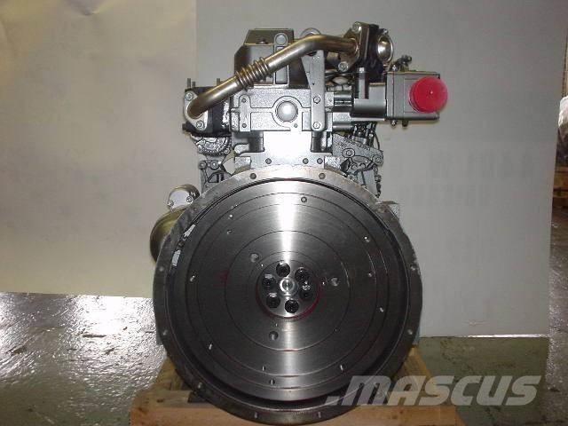 Yanmar 4TNV98-ZGGE Motorok