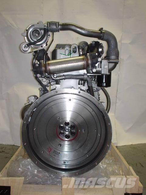 Yanmar 4TNV98T-ZGGE Motorok
