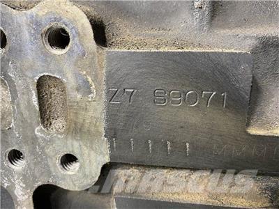 Yanmar 4TNV98T-ZXWTB Motorok