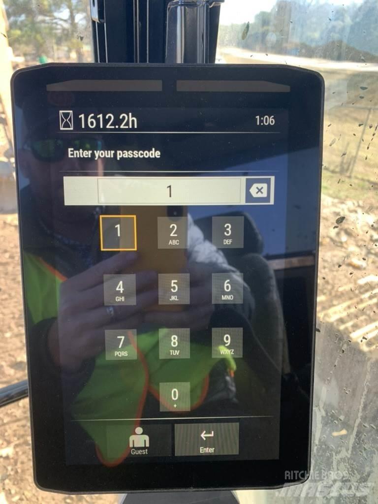 CAT 330SLR Hosszú gém kotrók
