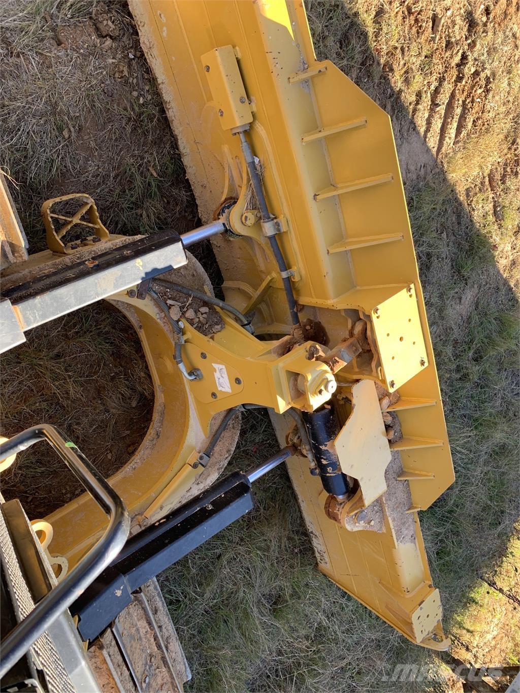 CAT D5 Építőipar - Egyebek