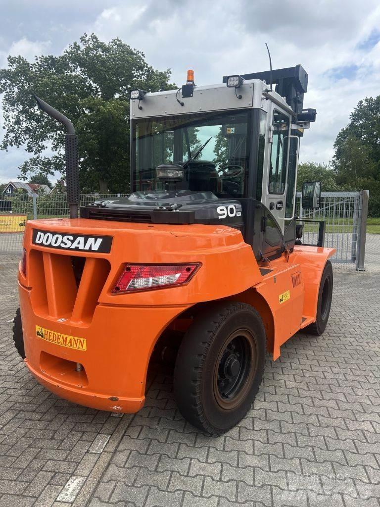 Doosan D90S-7 Dízel targoncák