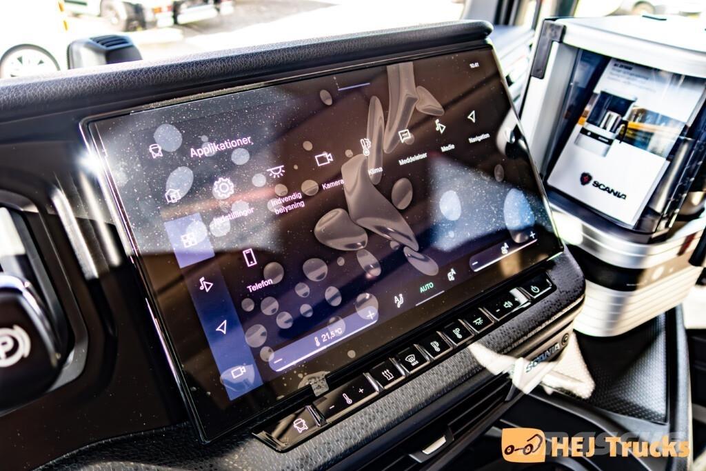 Scania R530 A6x2NB Nyergesvontatók