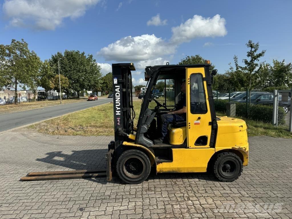 Hyundai 33D-7E Dízel targoncák