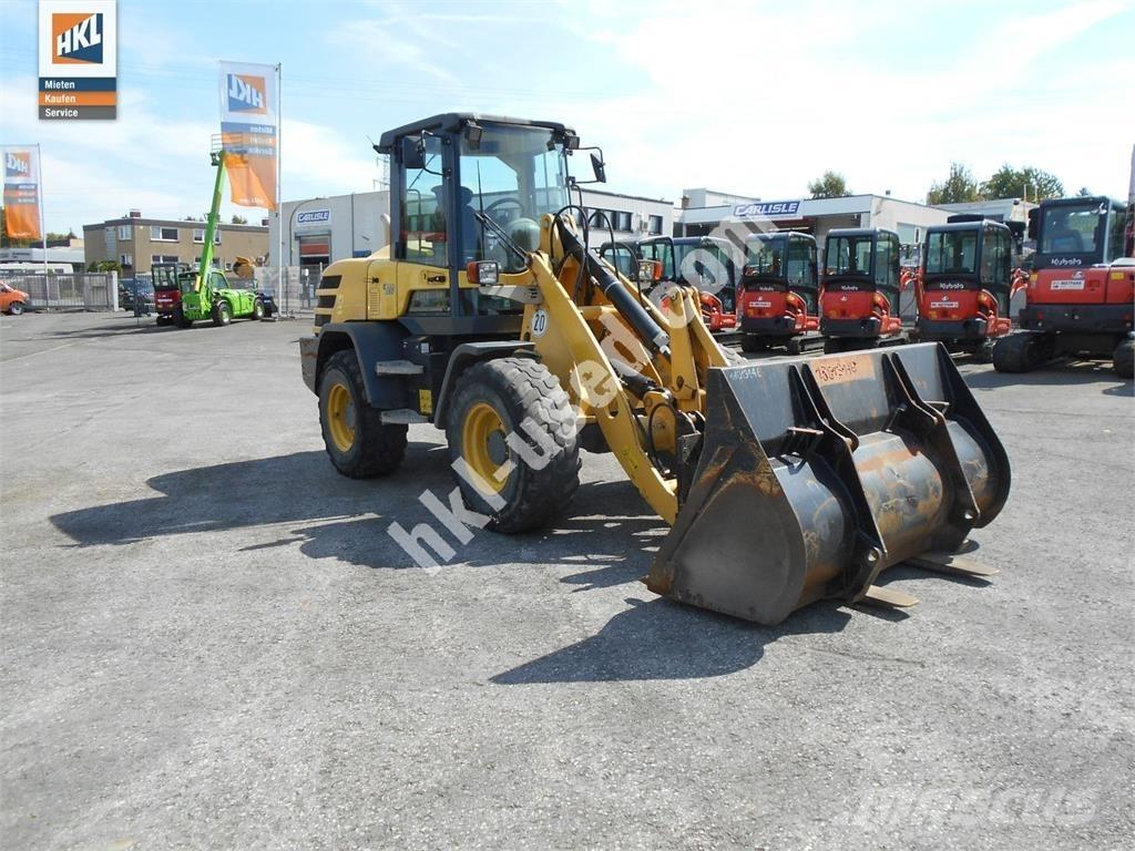 Yanmar V 120 Gumikerekes homlokrakodók