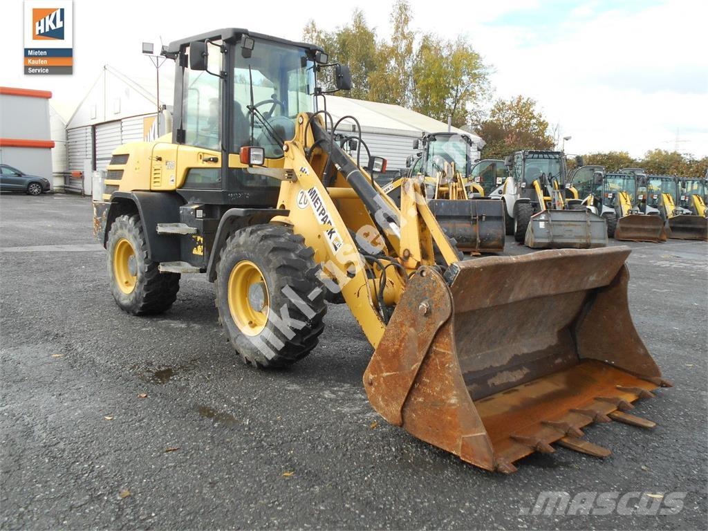 Yanmar V 120 Gumikerekes homlokrakodók