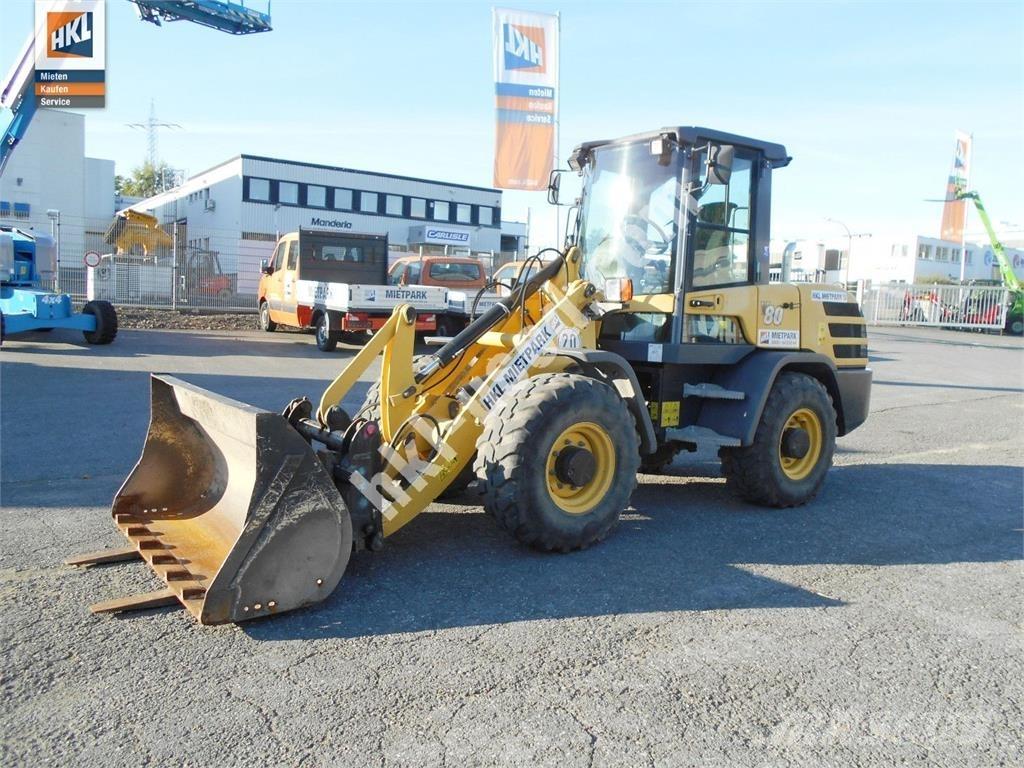 Yanmar V 80 Gumikerekes homlokrakodók