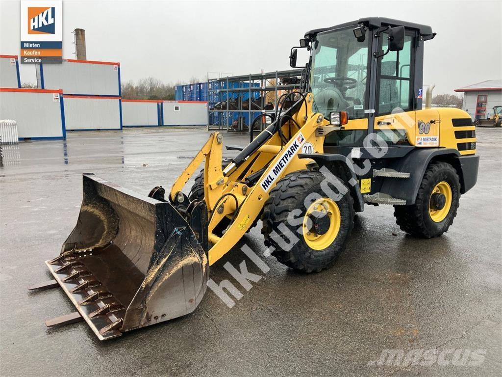 Yanmar V 80 Gumikerekes homlokrakodók