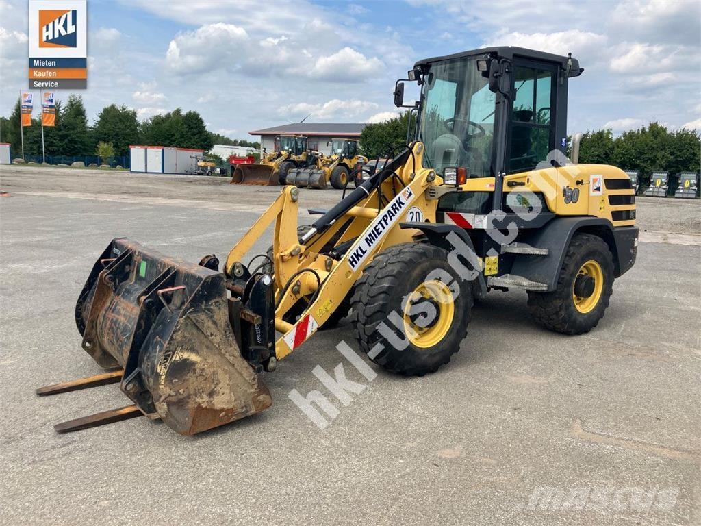 Yanmar V 80 Gumikerekes homlokrakodók