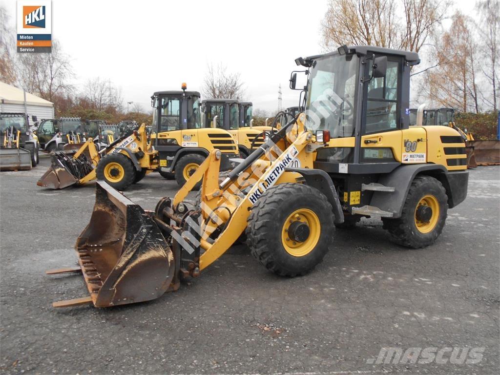 Yanmar V 80 Gumikerekes homlokrakodók