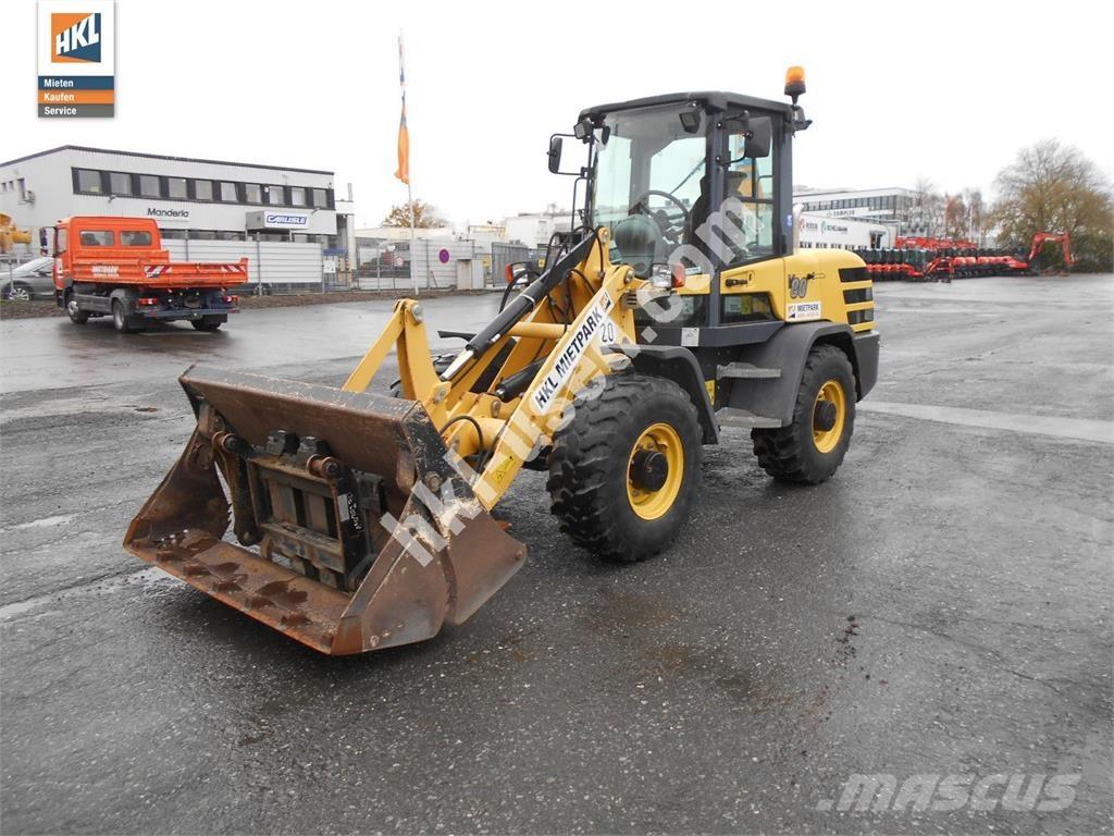 Yanmar V 80 Gumikerekes homlokrakodók