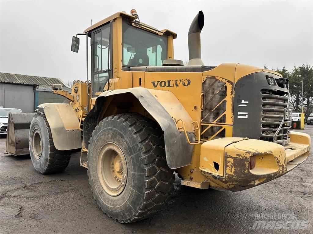 Volvo L110F Gumikerekes homlokrakodók