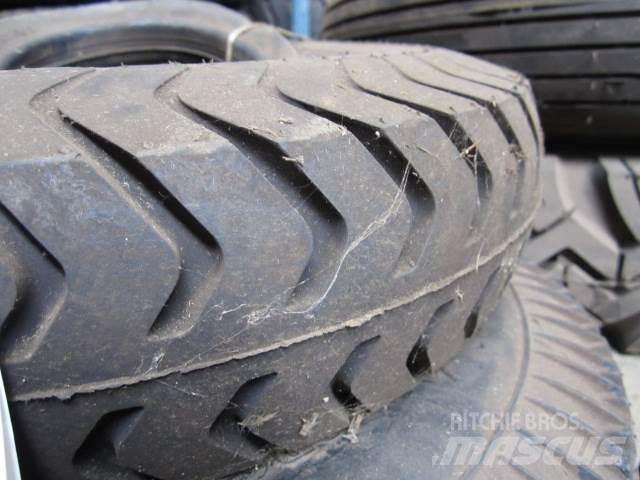  5.00-8 Pirelli dæk - 1 stk. Gumiabroncsok, kerekek és felnik