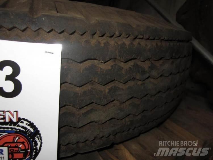  9.00-16 Goodyear dæk - 1 stk. Gumiabroncsok, kerekek és felnik