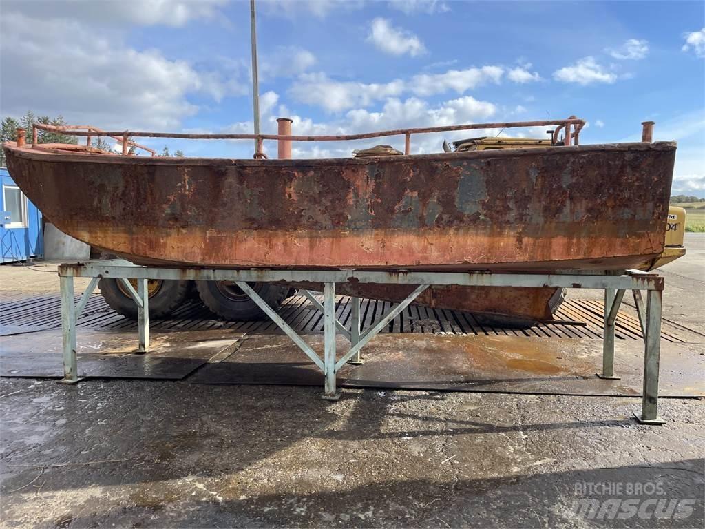  Arbejdsbåd uden motor. munkacsónakok/uszályok