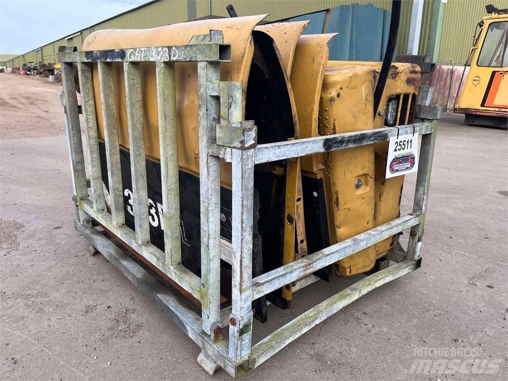 CAT 323D Skærme Egyéb alkatrészek