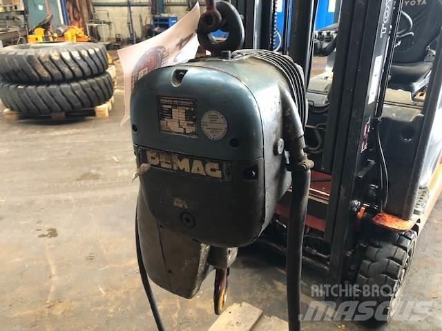 Demag el-talje type PK2N-F Daru tertozékok és felszerelések