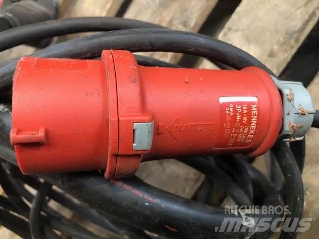 Demag el-talje type PK2N-F Daru tertozékok és felszerelések