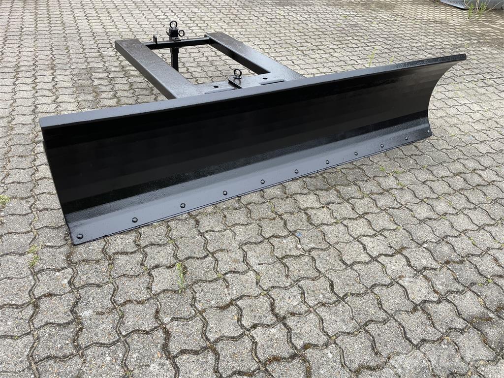  Dozerblad truck, svingbar Hóeltakarítók