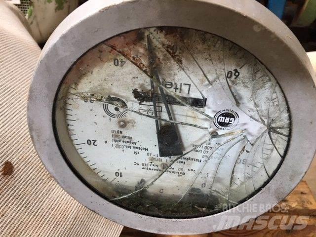  Flowmeter m/defekt glas Építőipar - Egyebek