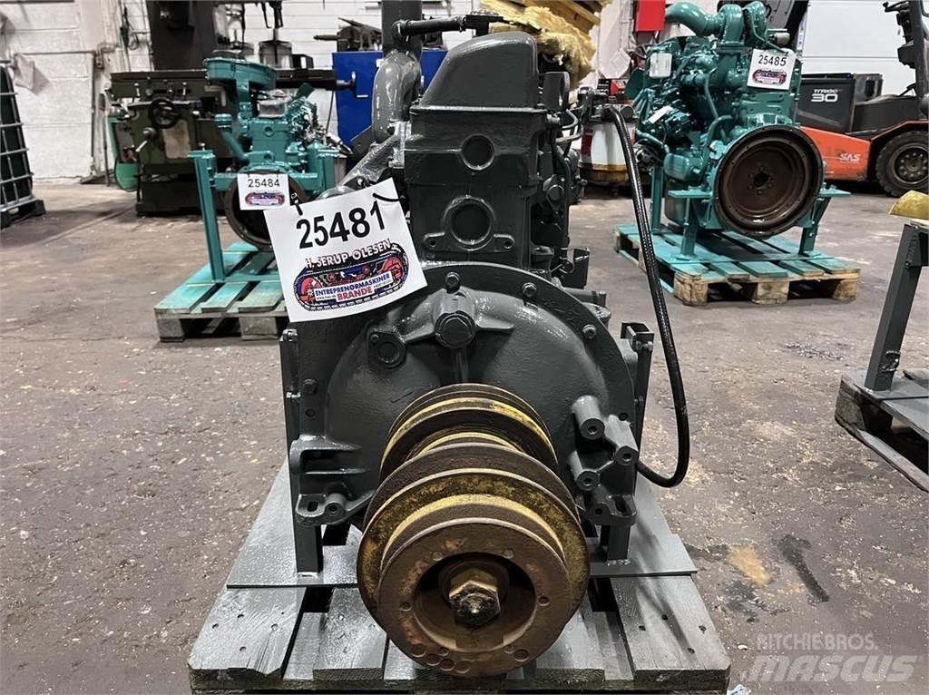 Ford 2715E motor Motorok